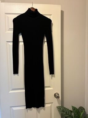 Slim Black Ribbed Turtleneck Long Sleeve Dress